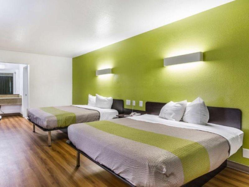 Motel 6-San Marcos, Tx - North ภายนอก รูปภาพ