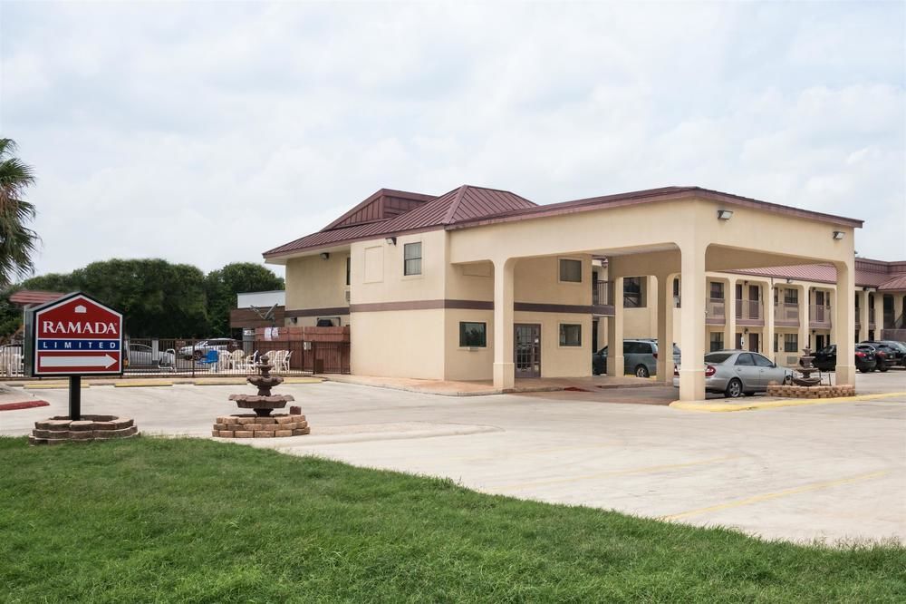 Motel 6-San Marcos, Tx - North ภายนอก รูปภาพ