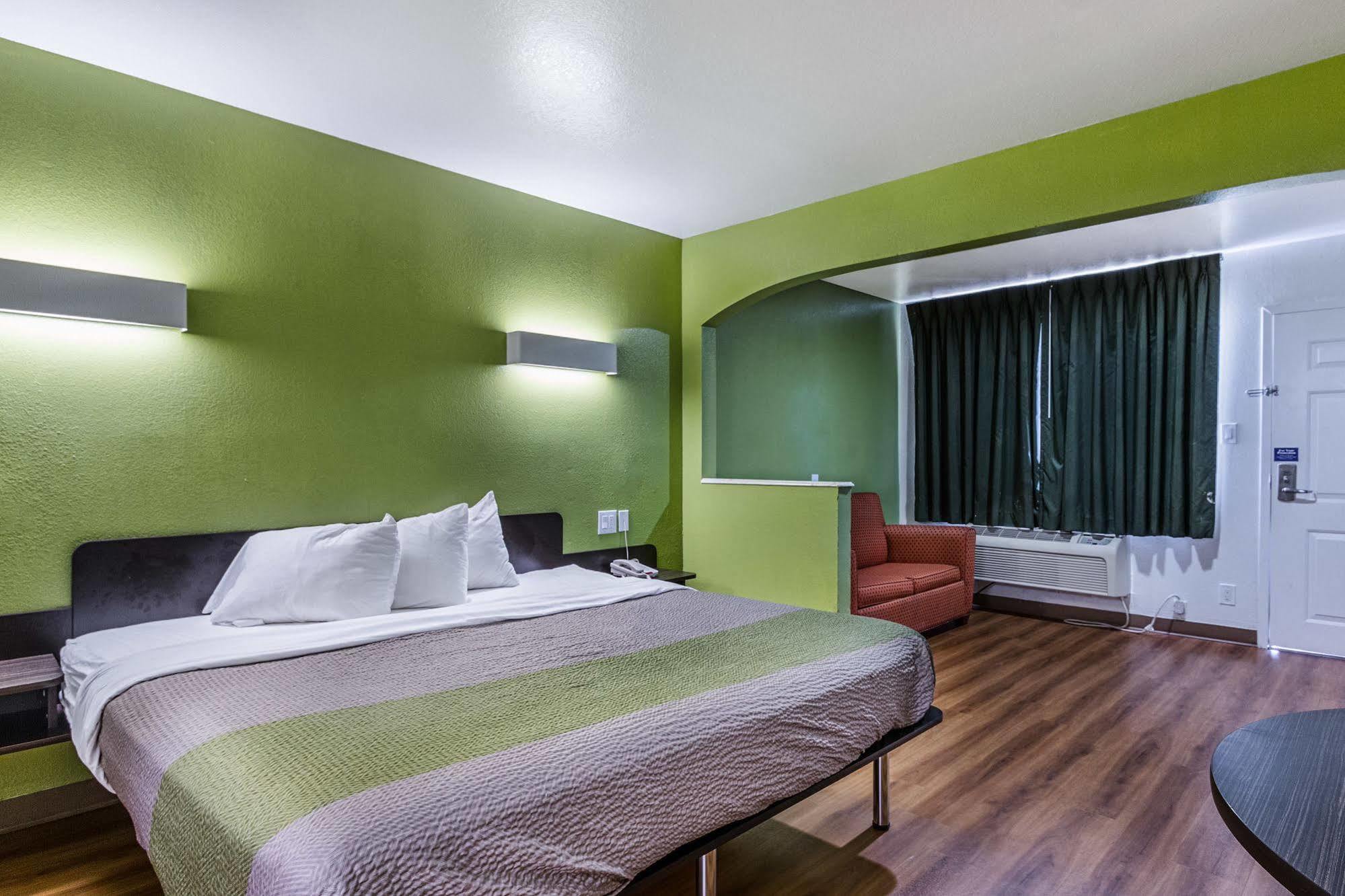 Motel 6-San Marcos, Tx - North ภายนอก รูปภาพ
